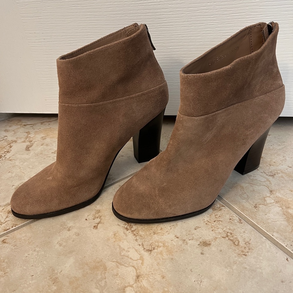 BCBGeneration Leather bootie